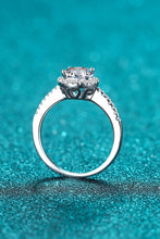 Load image into Gallery viewer, Ready To Flaunt Moissanite Ring