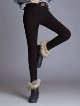 Load image into Gallery viewer, Plush Lined Thermal Leggings