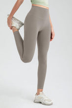 Load image into Gallery viewer, Wide Waistband High Waist Sport Leggings